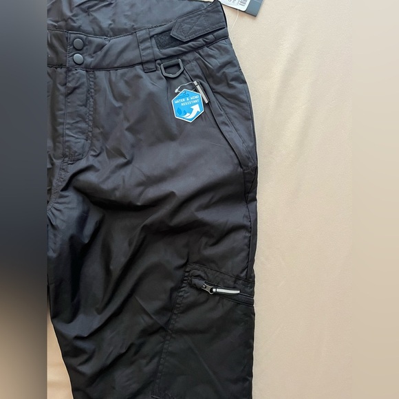 Arctic Quest Size Large Snow Pants, Cargo Ski Pants, Water & Wind Resistant - Picture 3 of 5